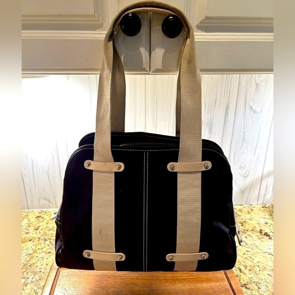 Nine West 3 compartment nylon bag - Picture 1 of 13